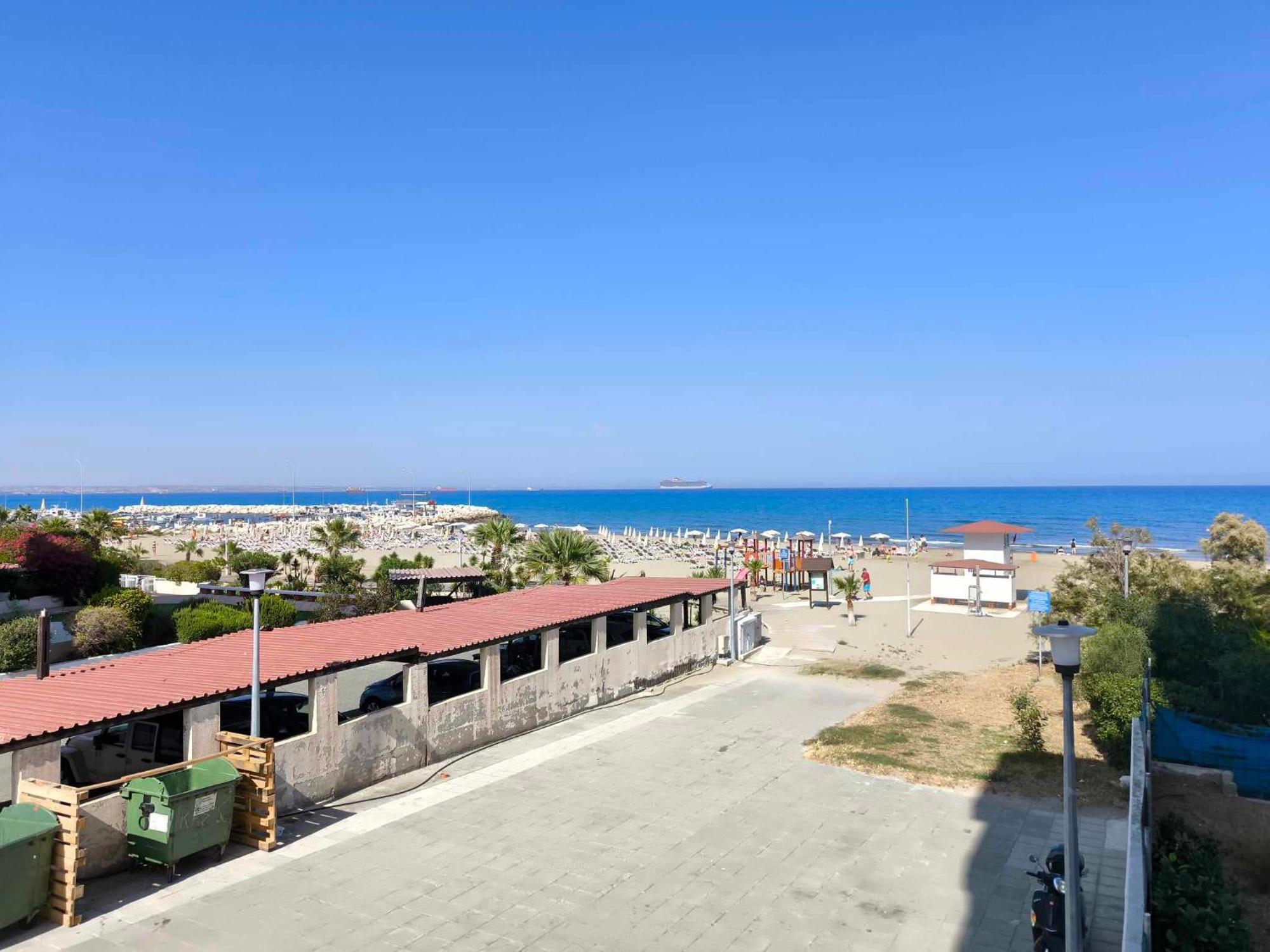 13 Sandy Beach Mackenzie Lárnaka Kültér fotó